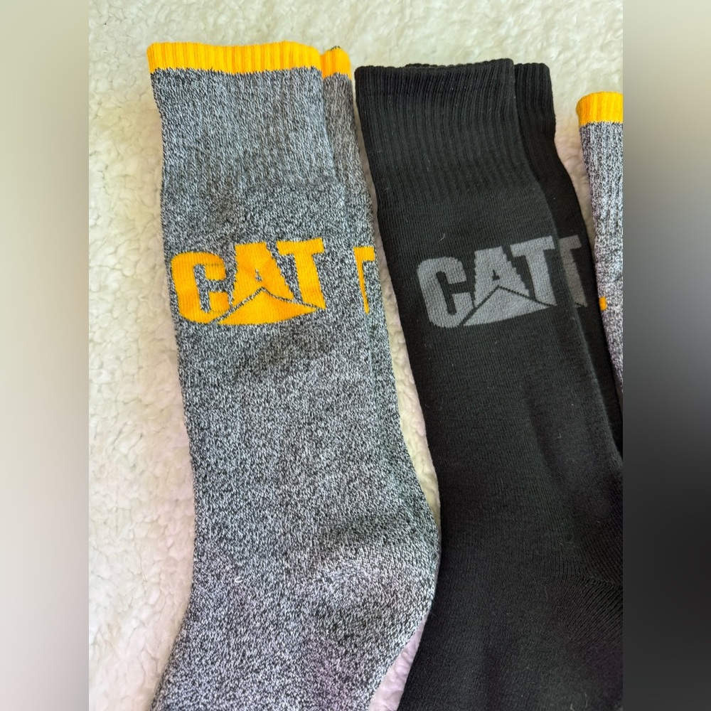 (4) Men’s CAT socks NWOT - Picture 2 of 6